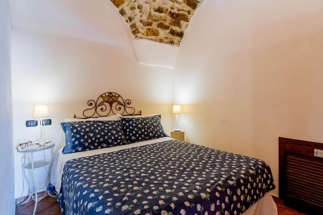 Uliveto Saglietto Agriturismo A Poggi Apartments Imperia Bagian luar foto