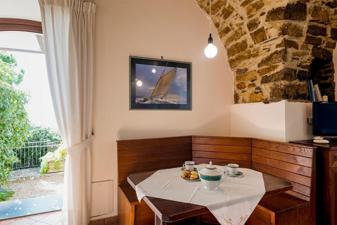 Uliveto Saglietto Agriturismo A Poggi Apartments Imperia Bagian luar foto
