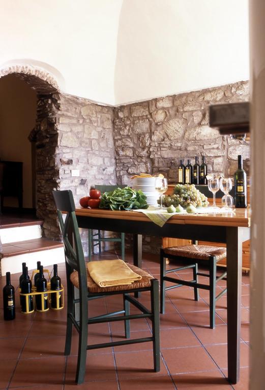 Uliveto Saglietto Agriturismo A Poggi Apartments Imperia Ruang foto