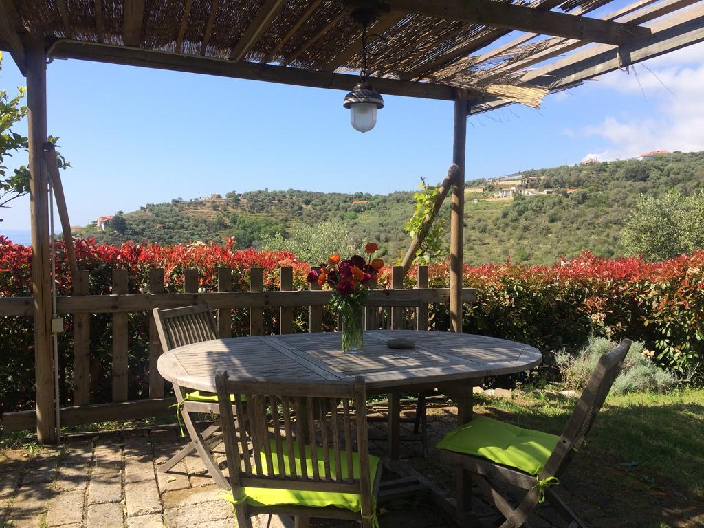 Uliveto Saglietto Agriturismo A Poggi Apartments Imperia Bagian luar foto